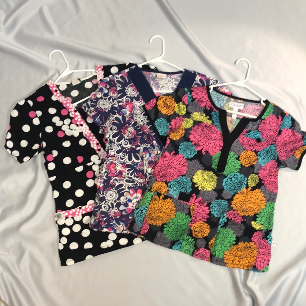 3 pack of Women’s Scrub Tops